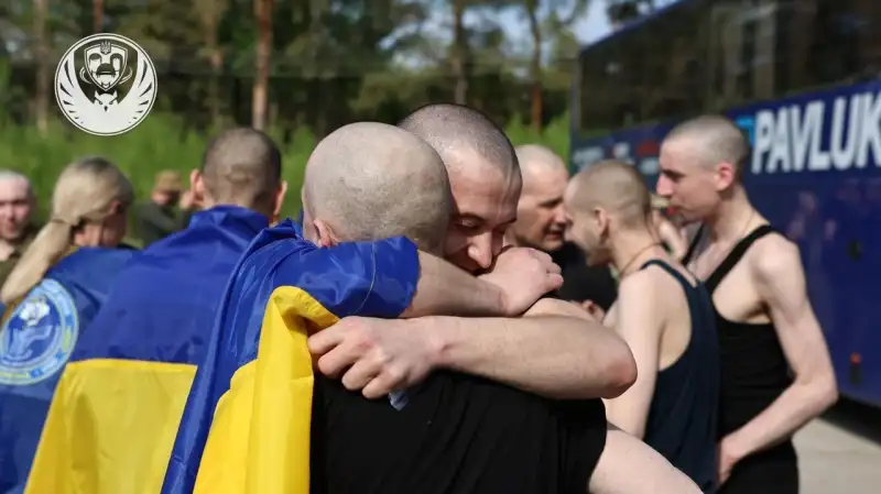 390 українців повернулися з російського полону — перший етап обміну “1000 на 1000”