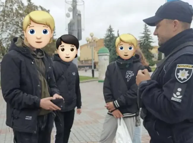 Уважна рівнянка повернула гаманець студенту, який його загубив у центрі міста