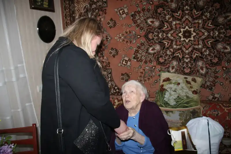 Марія Семенівна з Рівного відзначила 104-й день народження Марія Семенівна з Рівного відзначила 104-й день народження