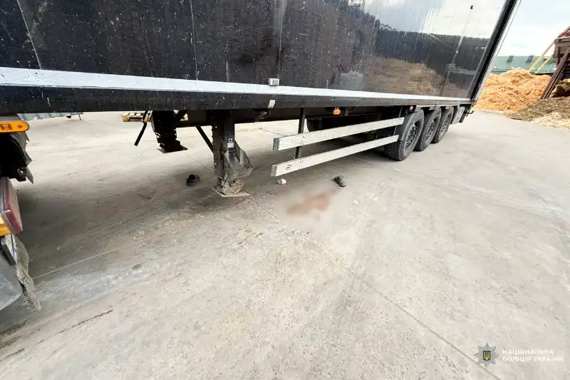 У Рівному вантажівка наїхала на пішохода: 64-річний чоловік загинув на місці