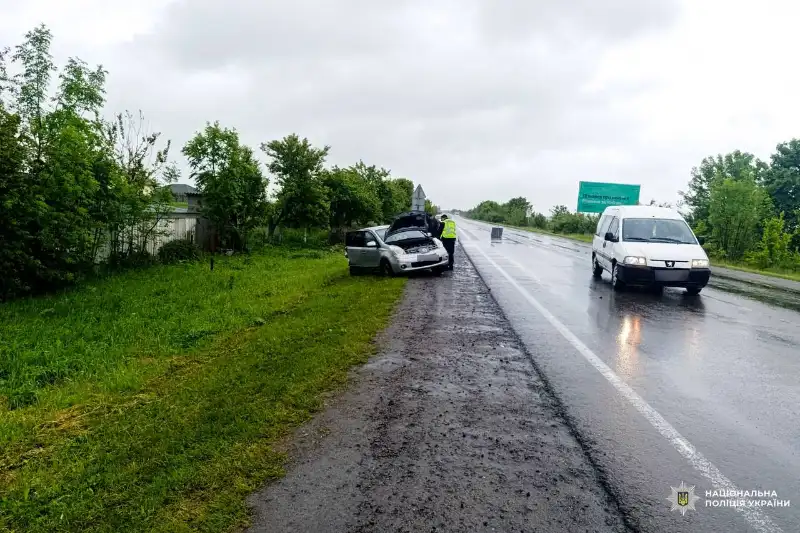 П’яний водій спричинив потрійну ДТП на Рівненщині — загинув пасажир, постраждали діти П’яний водій спричинив потрійну ДТП на Рівненщині — загинув пасажир, постраждали діти