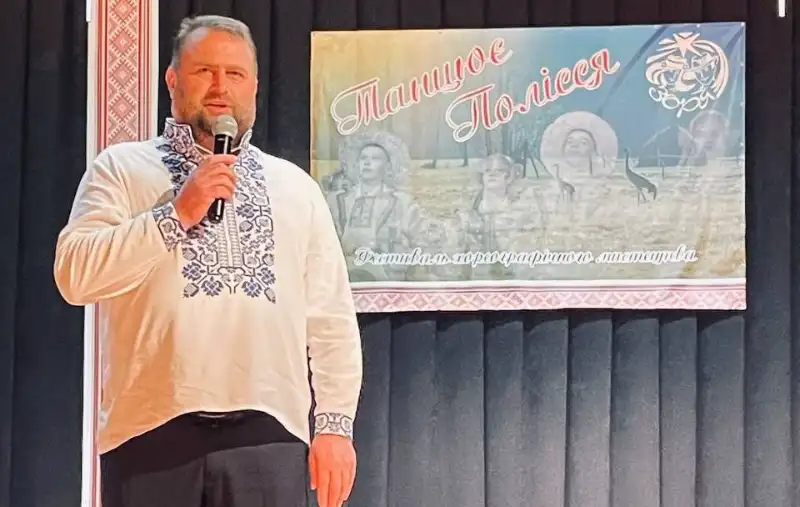 Після чергового хабарного скандалу голова Зорянської громади подав у відставку