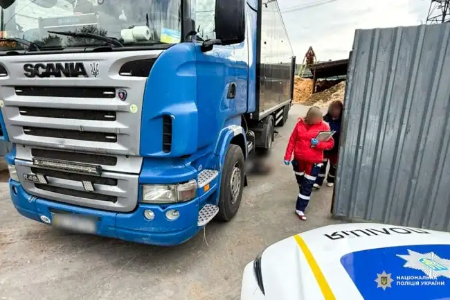 У Рівному вантажівка наїхала на пішохода: 64-річний чоловік загинув на місці