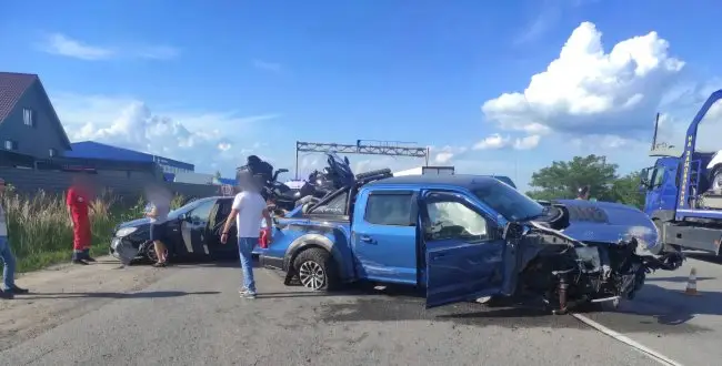 У Рівному сталася потрійна аварія біля масиву «Київський»: рух транспорту ускладнено