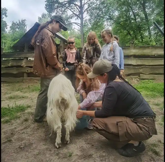 Спробуй себе у ролі доглядача: Рівненський зоопарк відкриває двері за лаштунки